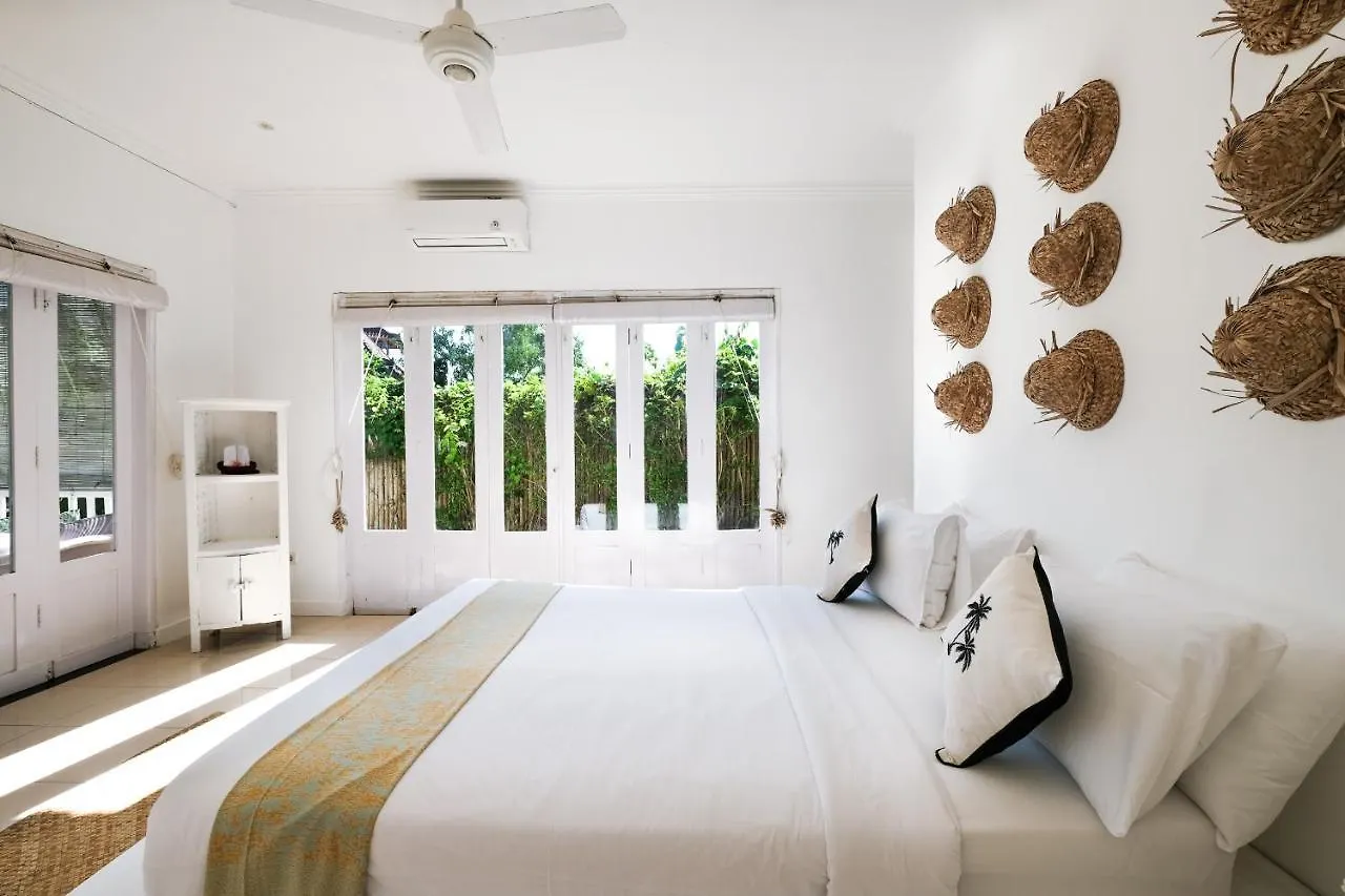 Villa Hally Bali 乌干沙