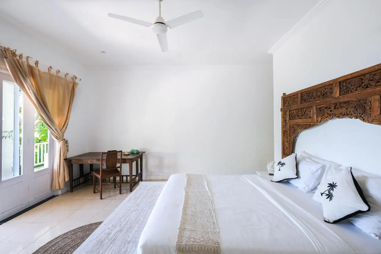 Villa Hally Bali 乌干沙