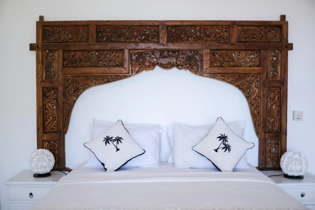 Villa Hally Bali 乌干沙